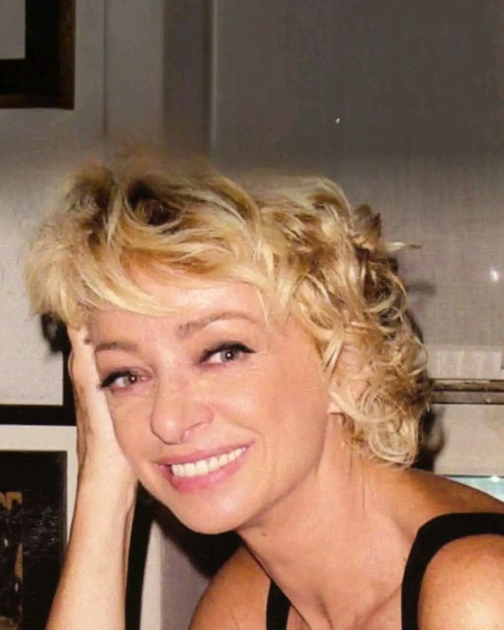Angri ricorda Enrica Bonaccorti, il legame affettivo con la città nelle parole del cugino Enzo Barba