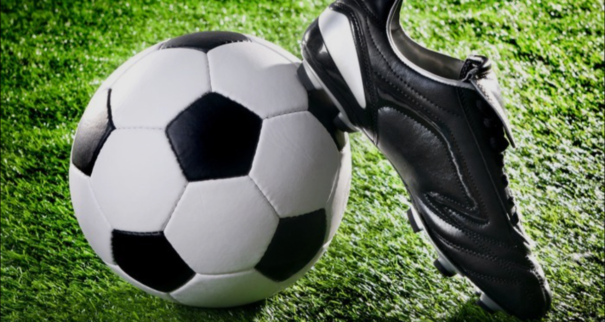 L’ultima frontiera del calcio: se la passione si rifugia dove finisce la bramosia