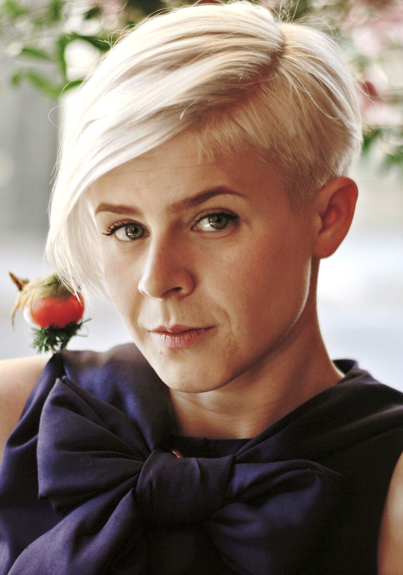 nuovo album Robyn — Robyn annuncia il nuovo album 'Sexistential': esplorazione di maternità e identità femminile