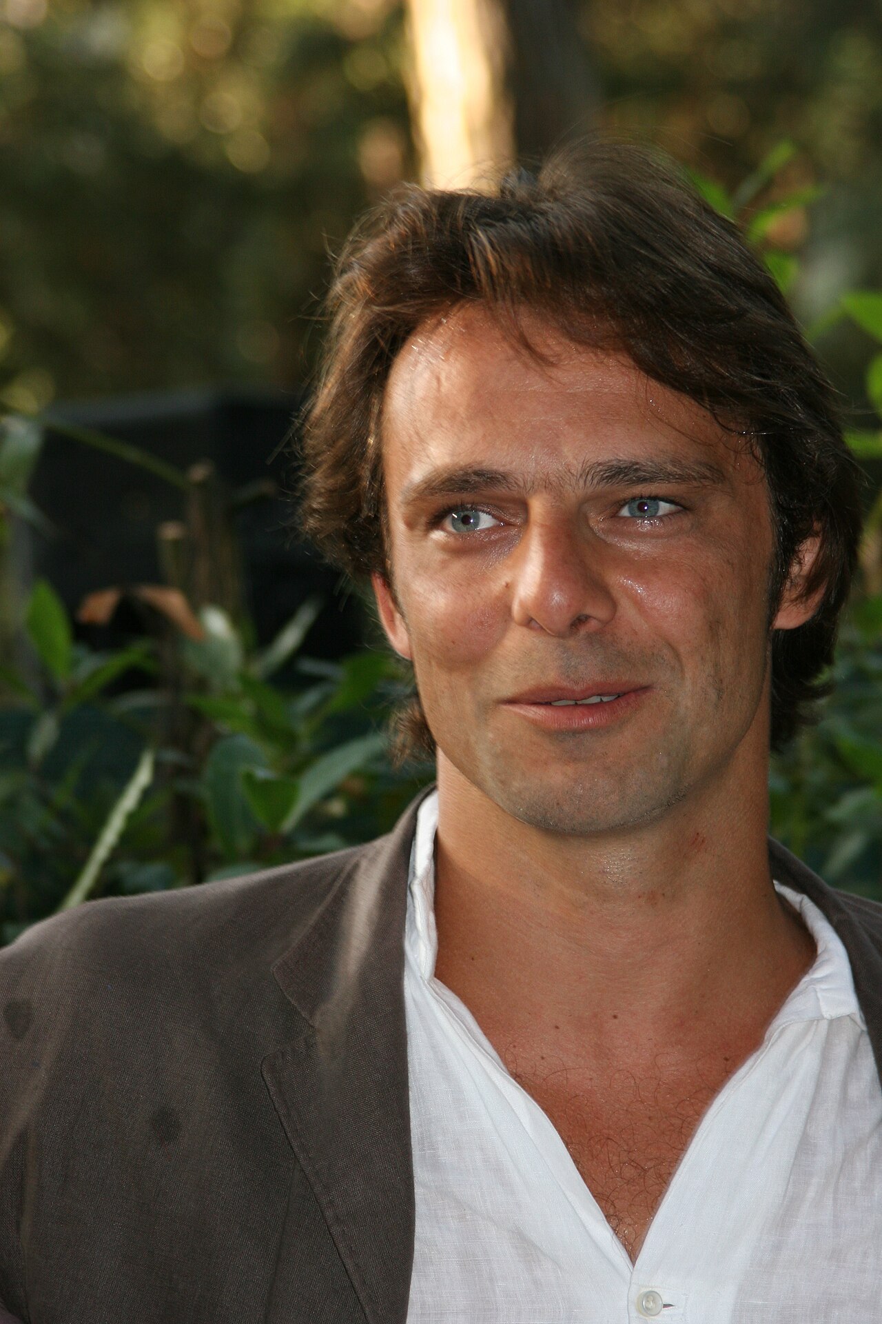 Alessandro Preziosi Adriano — Alessandro Preziosi porta in scena l'imperatore Adriano: un monologo sulla condizione umana