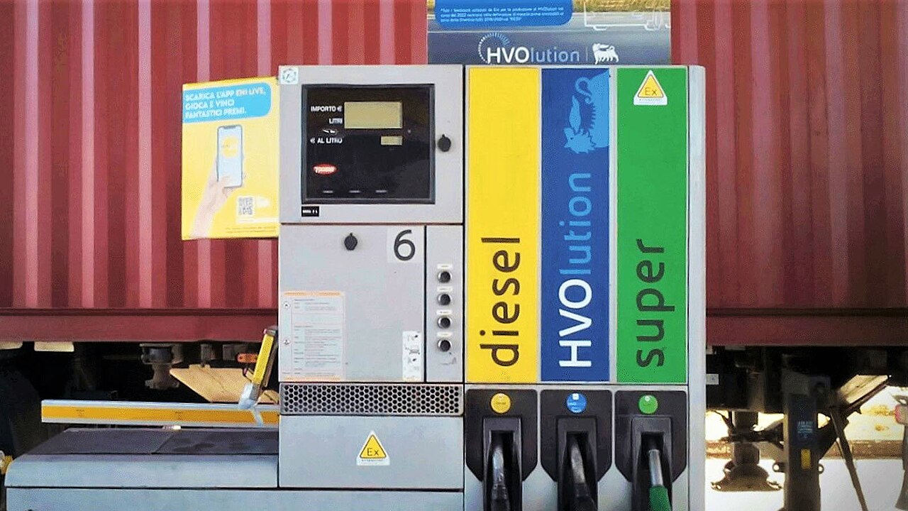 prezzi benzina — Carburanti Italia: oscillazioni nei prezzi con benzina in crescita e gasolio in riduzione