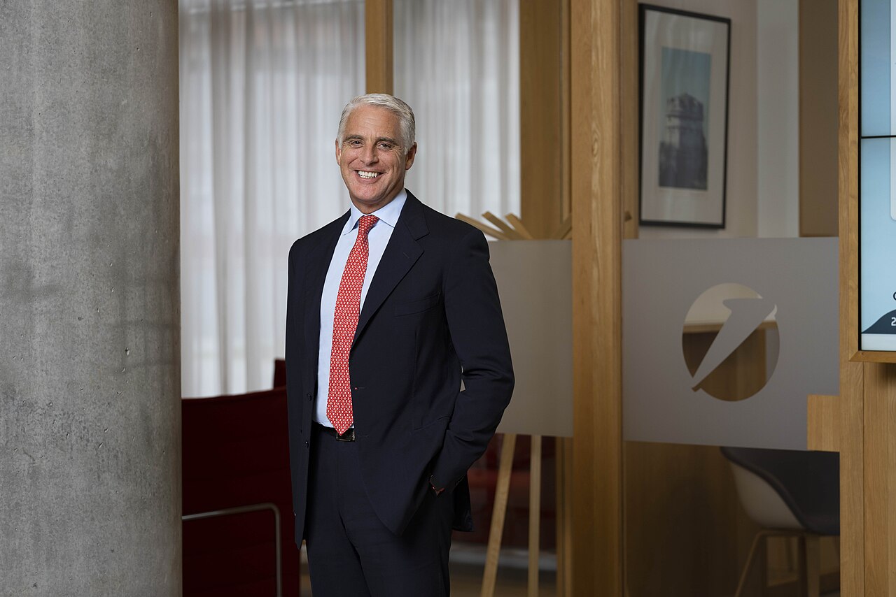 Unicredit Commerzbank — Unicredit lancia offerta su Commerzbank: Orcel punta all'acquisizione entro giugno