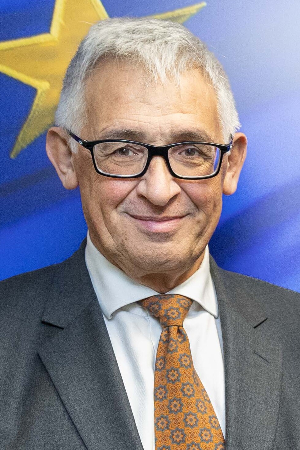 futuro della moneta — Cipollone illustra l'evoluzione del sistema monetario europeo durante il Festival Voci sul Futuro