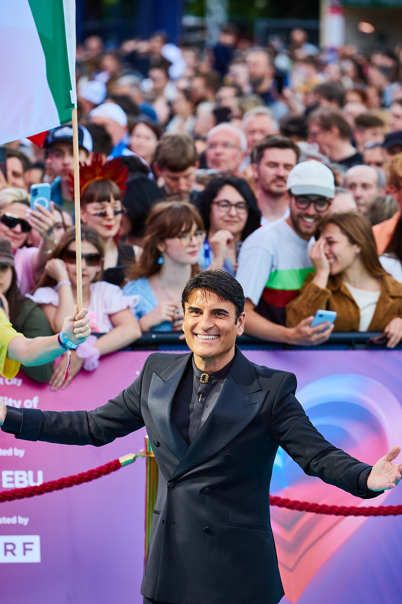 Eurovision 2026 Vienna — Eurovision 2026: Sal Da Vinci conquista Vienna nella prima semifinale