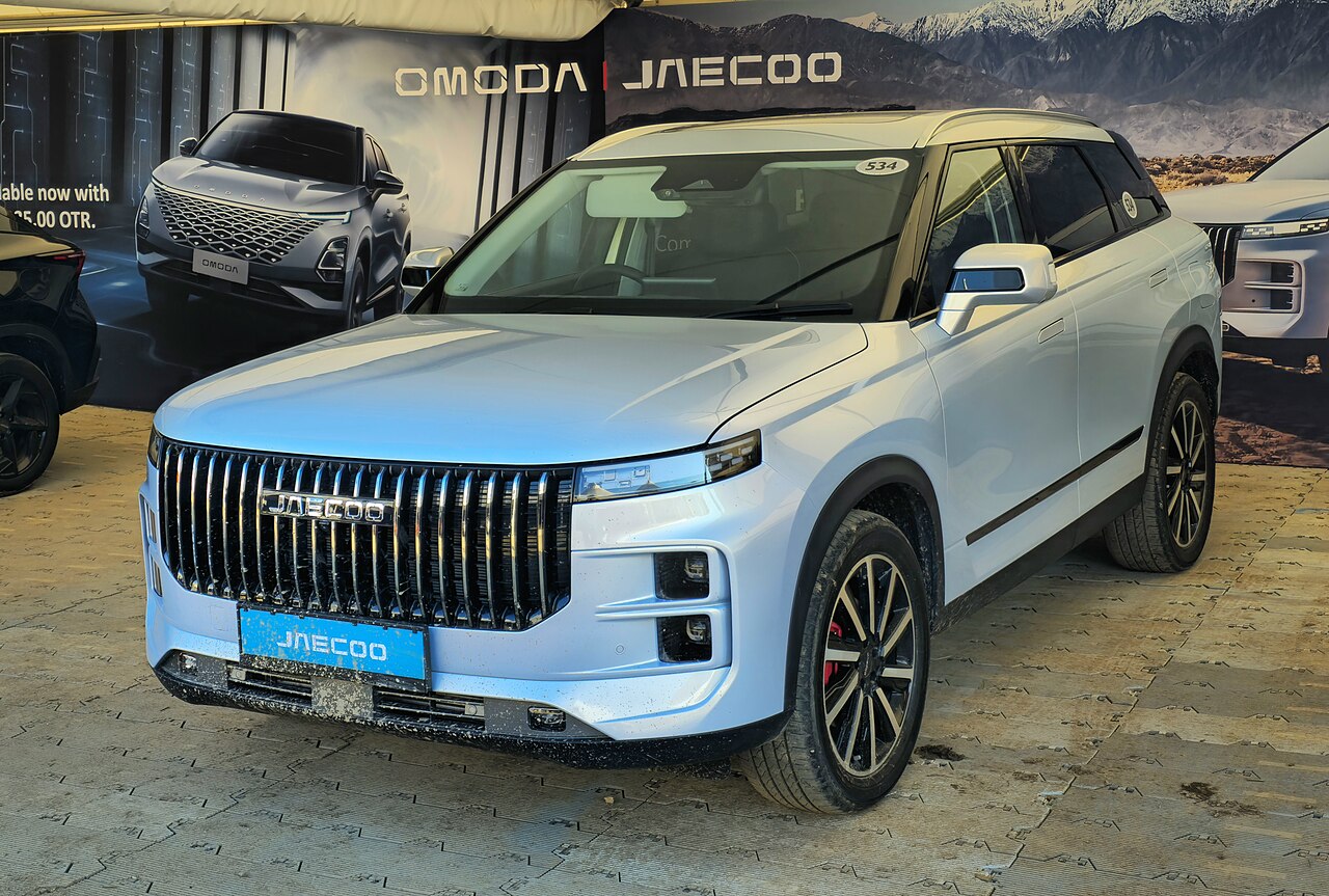 Jaecoo 5 crossover — Jaecoo presenta il nuovo crossover compatto che sfida il mercato italiano