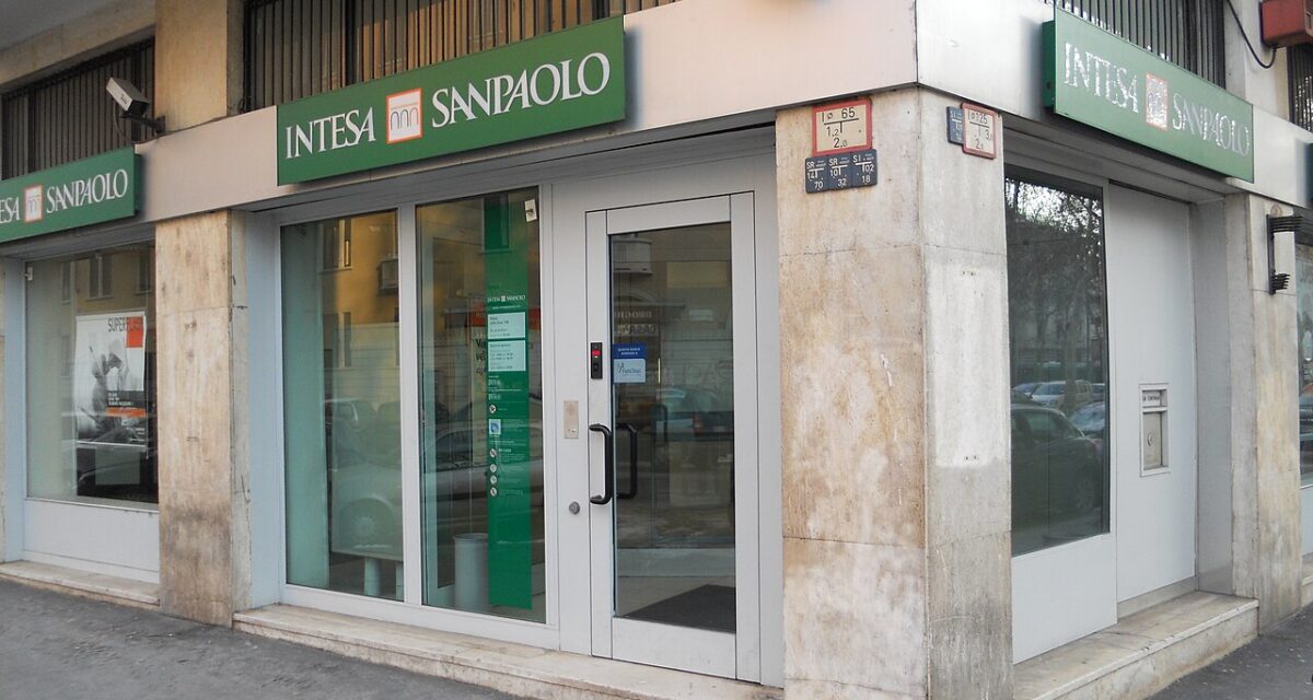 Terzo settore premiato: riconoscimenti Intesa Sanpaolo alle realtà sociali lombarde