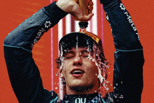 F1: a Spa vince Kimi in una gara incredibile