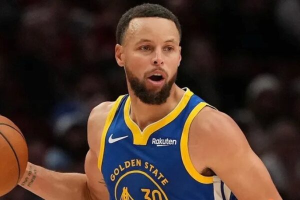 Il futuro di Steph Curry è un rebus
