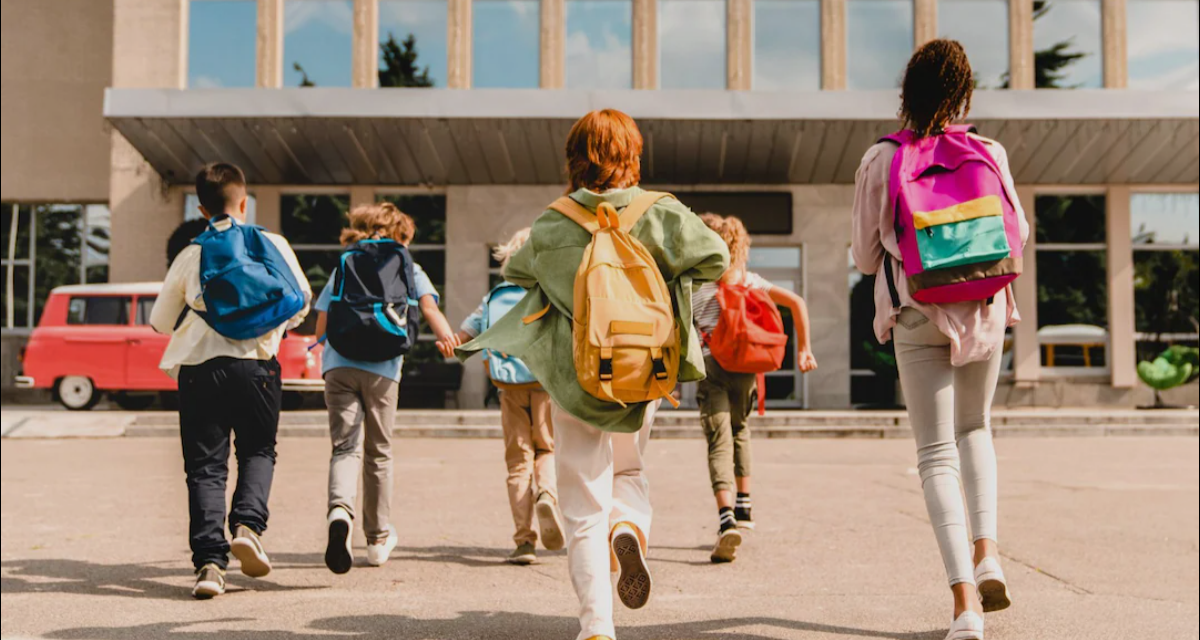 Riparte la scuola con 8 milioni di studenti che tornano sui banchi