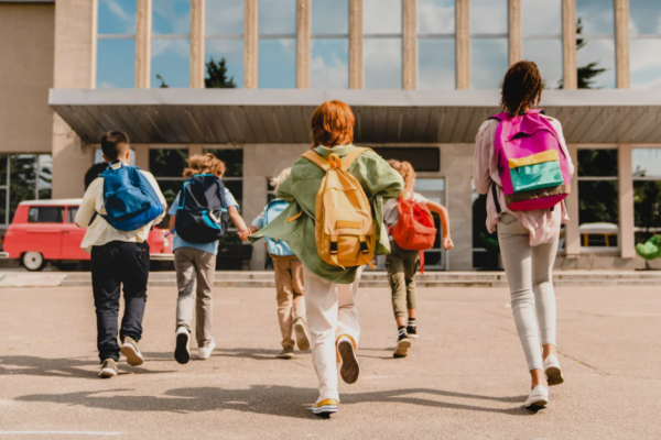 Riparte la scuola con 8 milioni di studenti che tornano sui banchi
