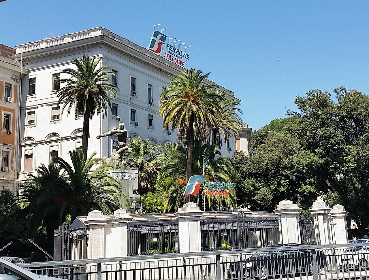 sciopero dei treni — Ferrovie in agitazione: fermo nazionale dei convogli tra lunedì e martedì