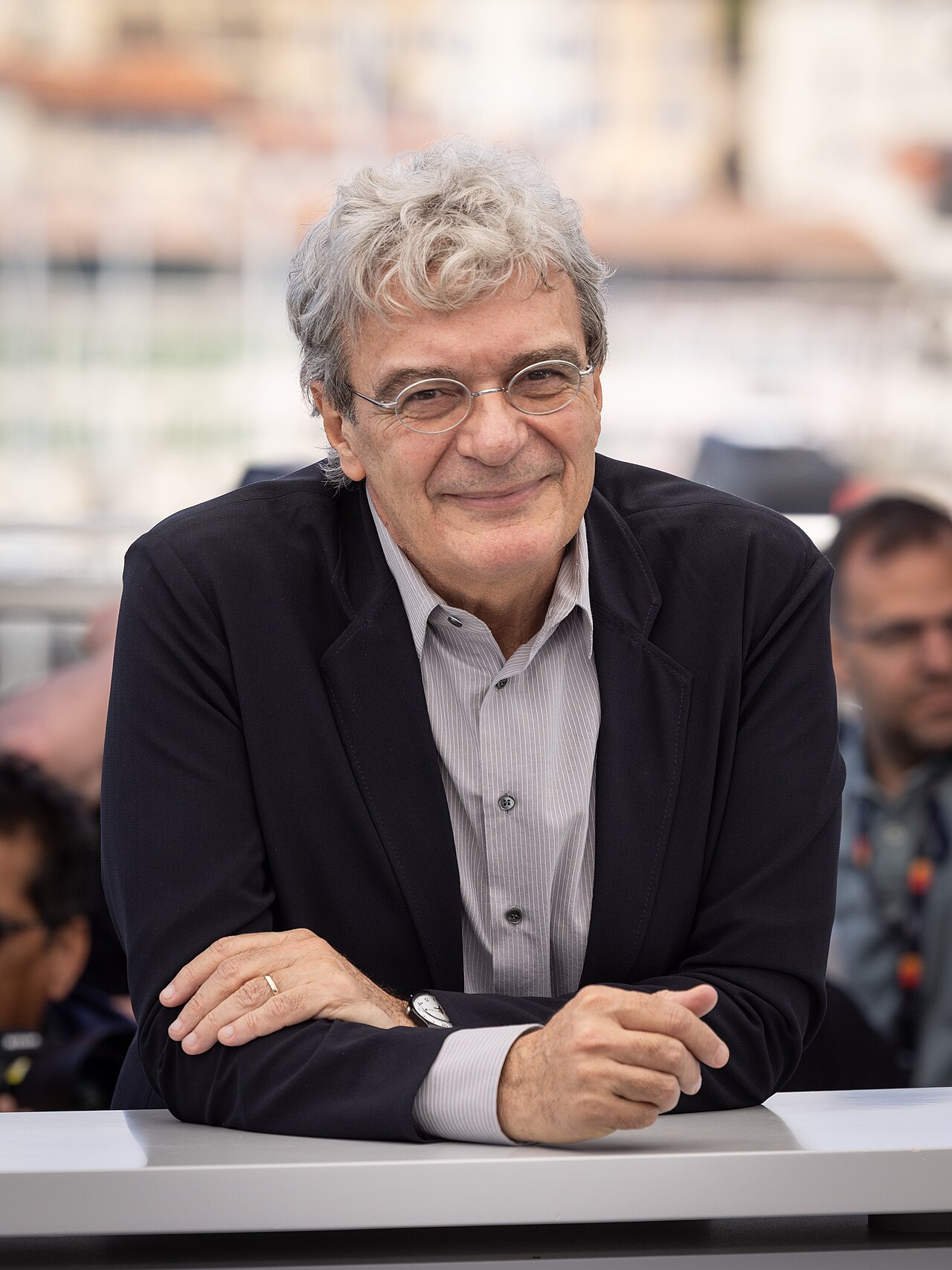 Mostra del Cinema di Venezia — Venezia 2026: in concorso il documentario Naza sulla Palestina, fuori gara Scherzetto di Martone con Servillo