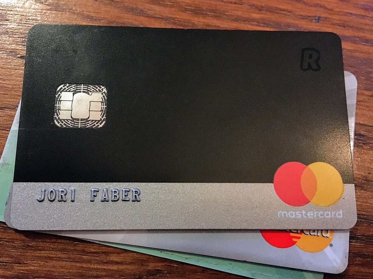 Casella PEC italiana violata per colpire clienti Revolut: aperta un'inchiesta