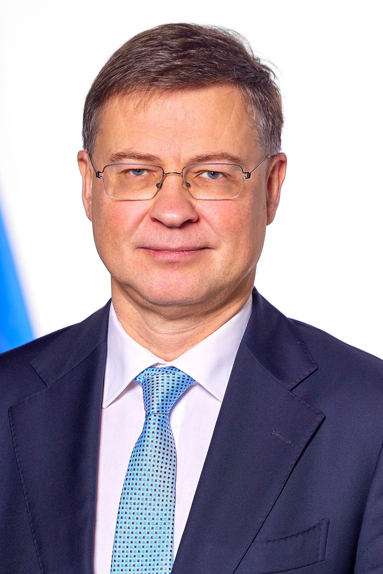 disallineamento costi-pagamenti Pnrr — Dombrovskis avverte: rischio disallineamento tra costi e pagamenti del Pnrr