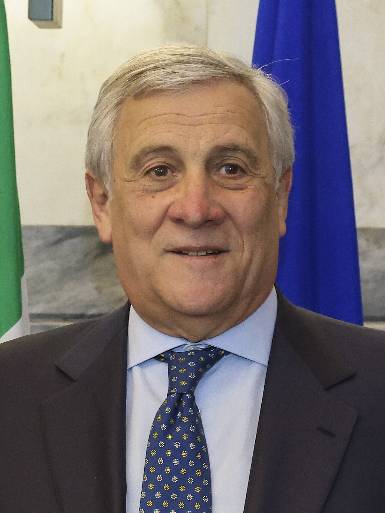 Tajani si scusa con le donne dopo le polemiche sulla battuta al matrimonio