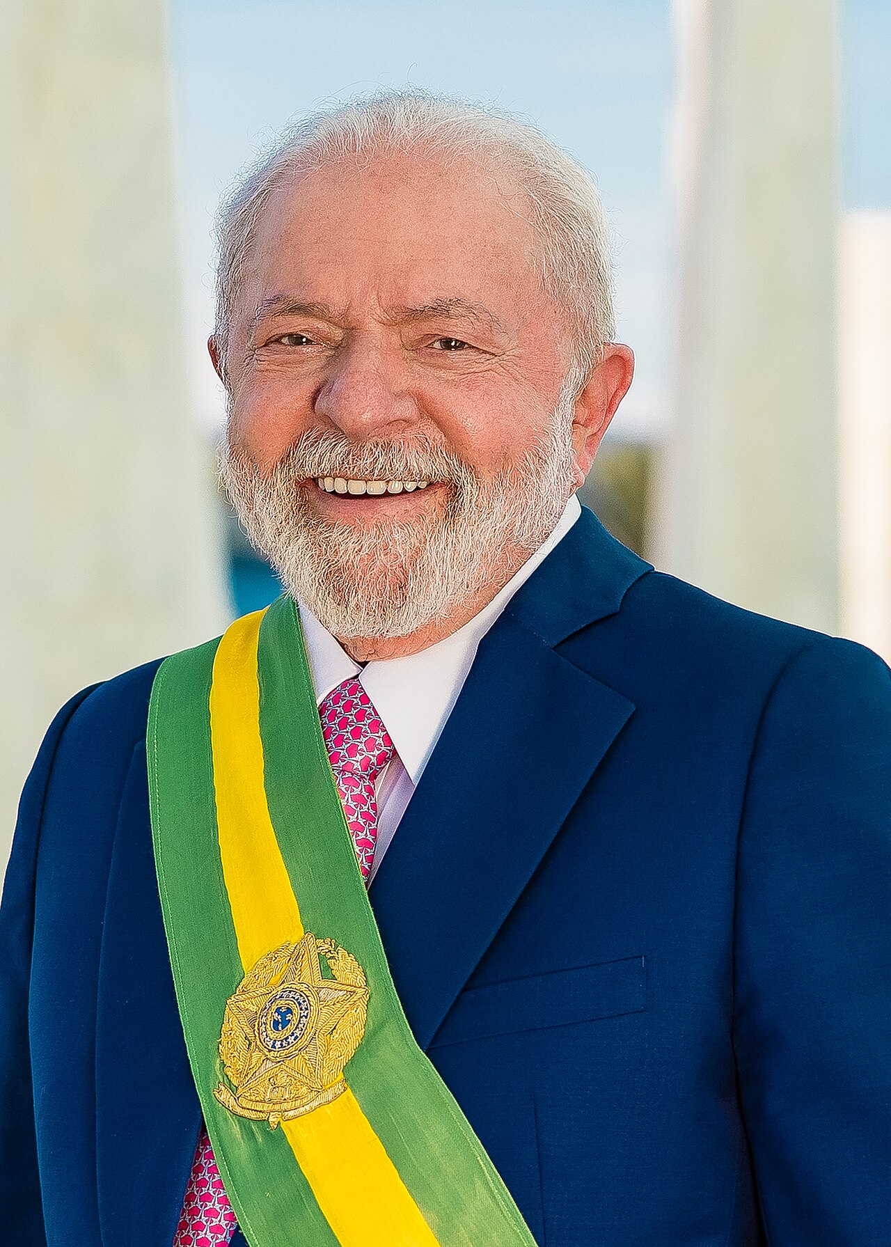 Brasile al voto tra una settimana, Lula sfida il figlio di Bolsonaro