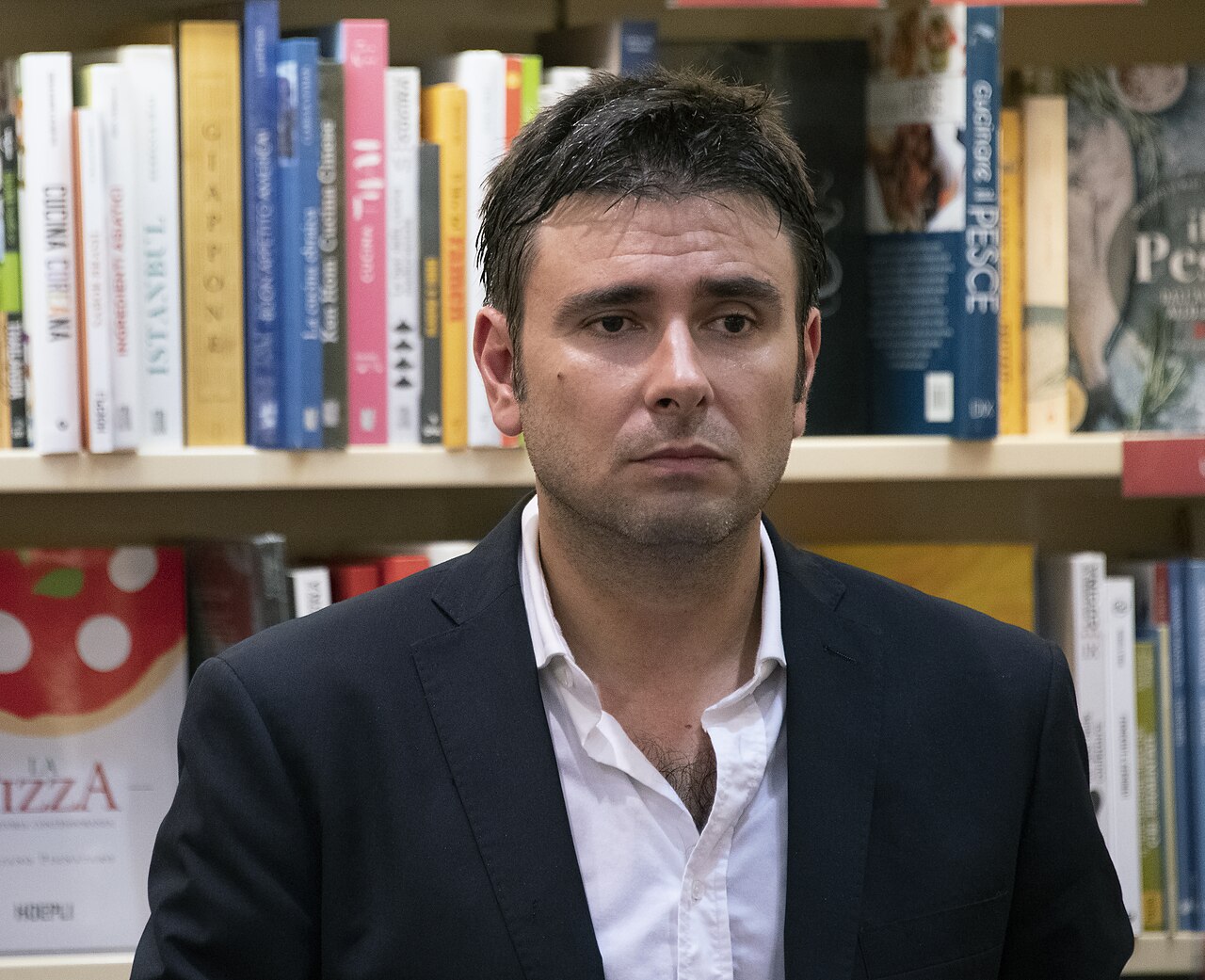 Di Battista tumore — Alessandro Di Battista rivela: operato per un tumore a Cuba, rinuncia alla candidatura