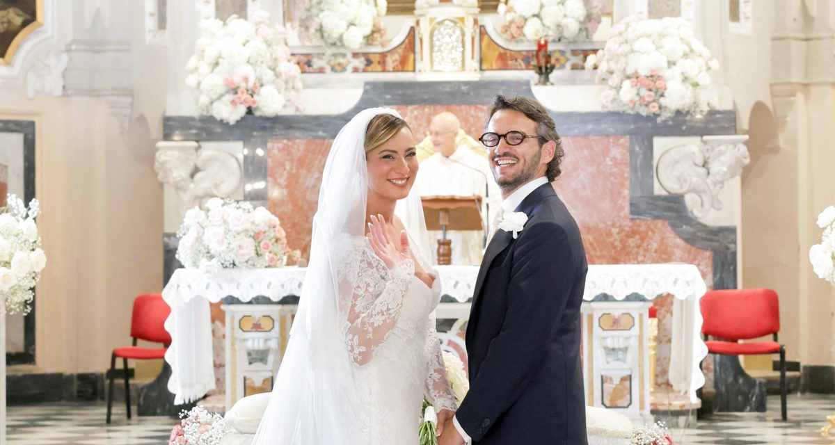 “IL MATRIMONIO DI IDA E PIETRO”: UNO SGUARDO ESCLUSIVO DIETRO LE NOZZE DI IDA DI FILIPPO E PIETRO ALBANO