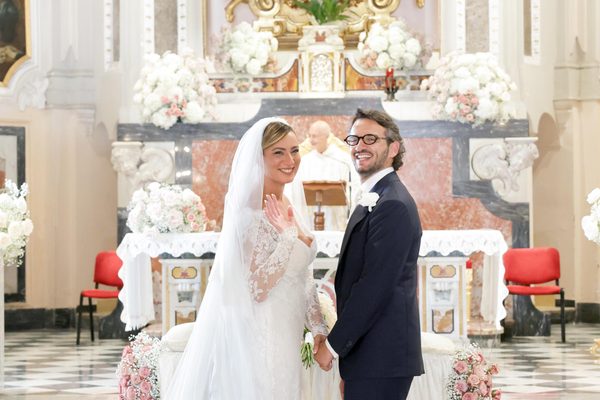“IL MATRIMONIO DI IDA E PIETRO”: UNO SGUARDO ESCLUSIVO DIETRO LE NOZZE DI IDA DI FILIPPO E PIETRO ALBANO