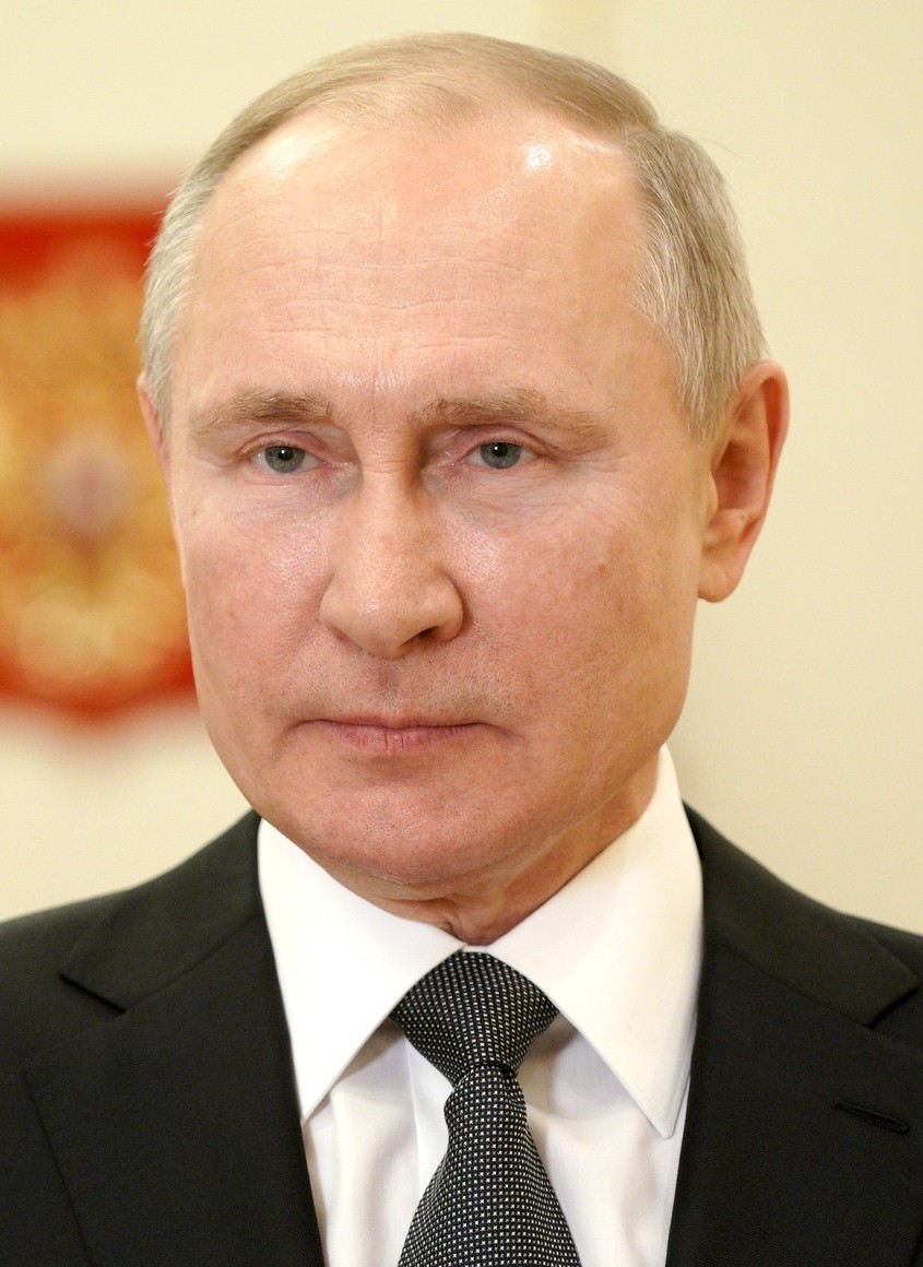 Attacco droni Kiev: colpito un ponte sul Dnipro, Putin parla di escalation